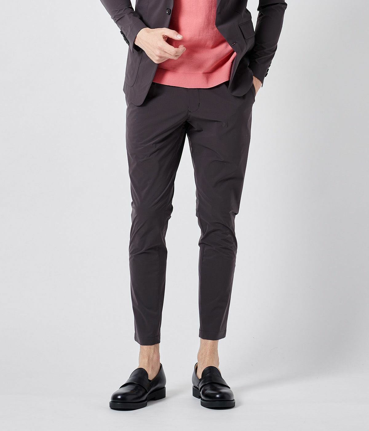 TRAVEL EASY TUCK PANTS | junhashimoto（ジュンハシモト）Official