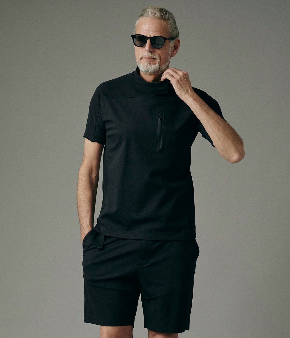ジュンハシモト JH+ SIDE ZIP MOCK NECK 黒 サイズ3 TECH MOCK NECK T | junhashimoto（ジュンハシモト）Official webshop